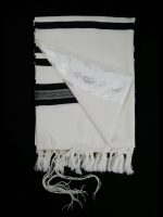 Black-Striped  100% Wool Tallit With Machine-Spun Tzitzit Strings Tied Style: HBT - Image 6