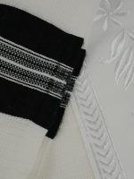 Black-Striped  100% Wool Tallit Without Tzitzit Strings Style: JB - Image 4