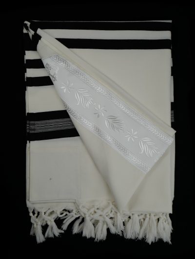 Black-striped designed 100% wool tallit without Tzitzit strings Style: PTB - Image 5